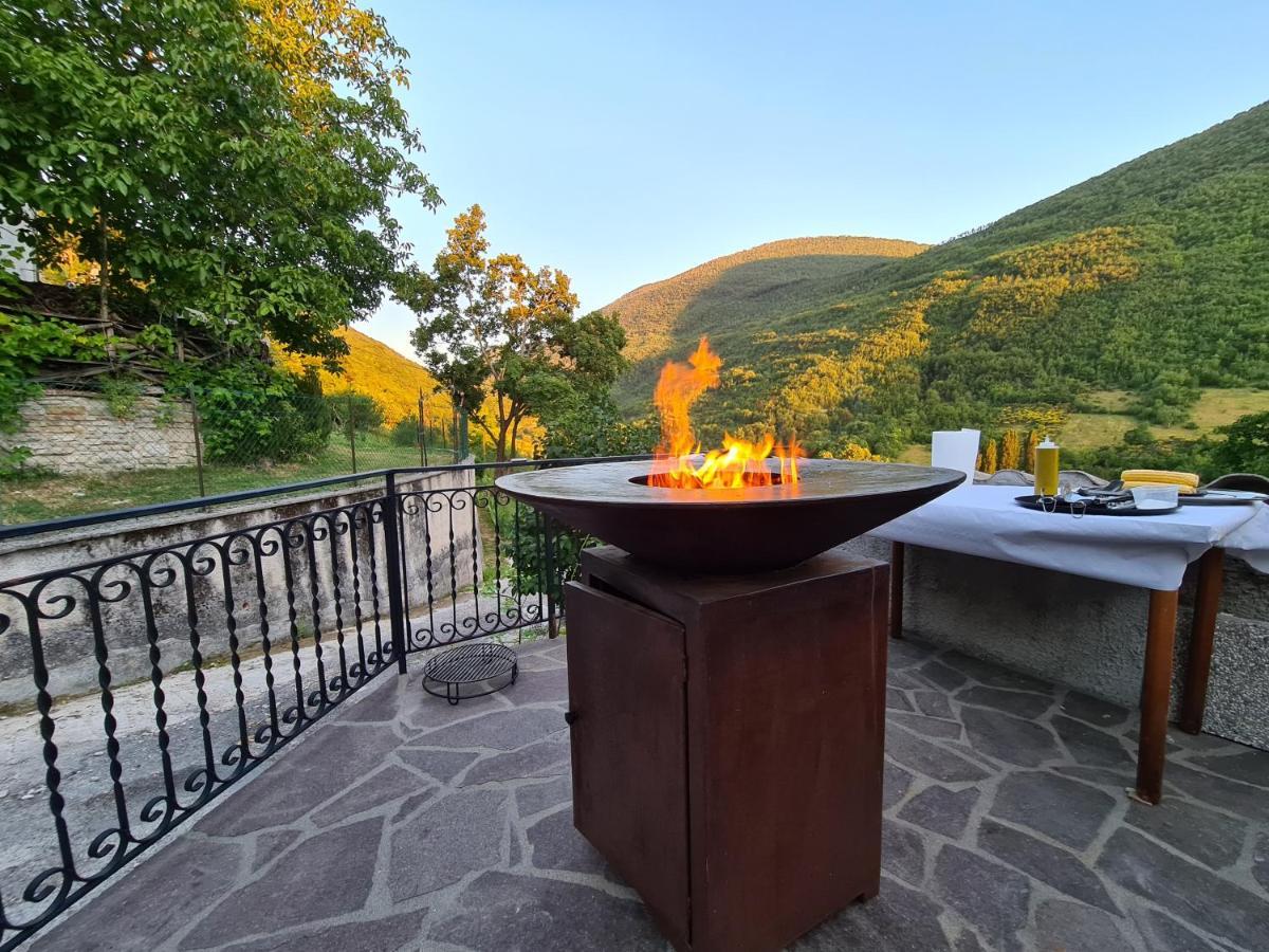 Bed & Breakfast Sentiero 54 Cantiano Екстериор снимка